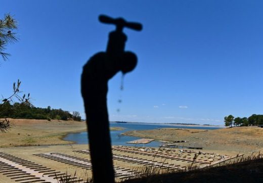 Emergenza siccità, il governo inerte contro la crisi idrica. Le nostre proposte per un piano immediato