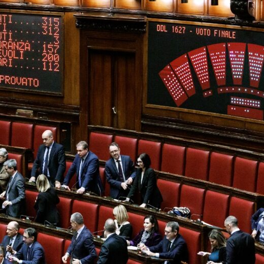 No al cambio di casacca: inseriamo il vincolo di mandato per gli eletti in parlamento