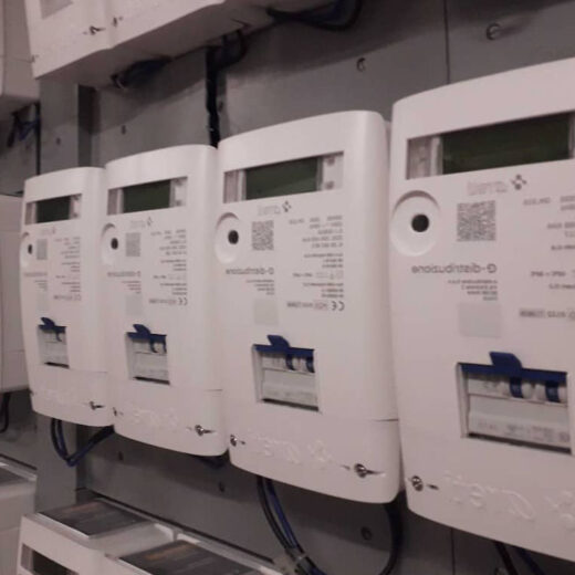 Salviamo il servizio elettrico nazionale: non svendiamo il mercato italiano a chi mira solo ai profitti