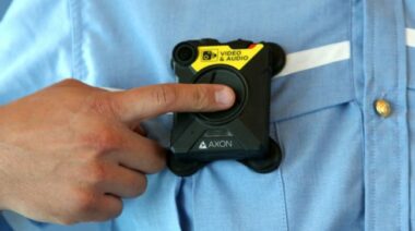 Vogliamo subito bodycam sempre accese per gli agenti delle Forze dell’Ordine