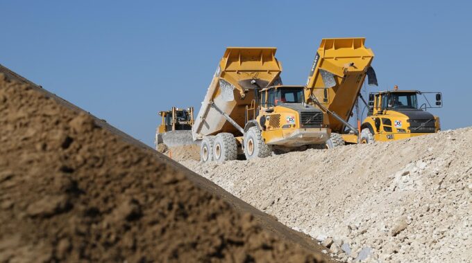 Basta appalti pubblici, servono aziende pubbliche per costruzioni e manutenzione